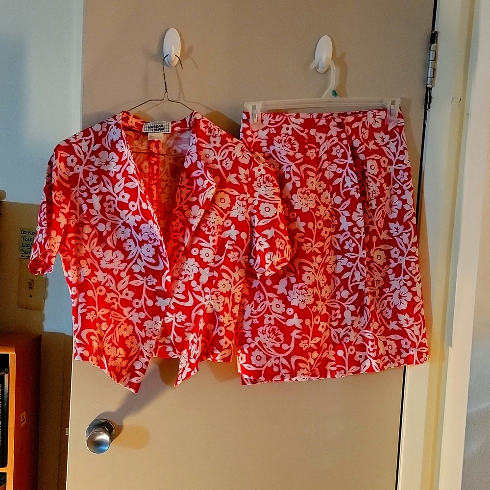 VINTAGE Two Piece Skirt Set